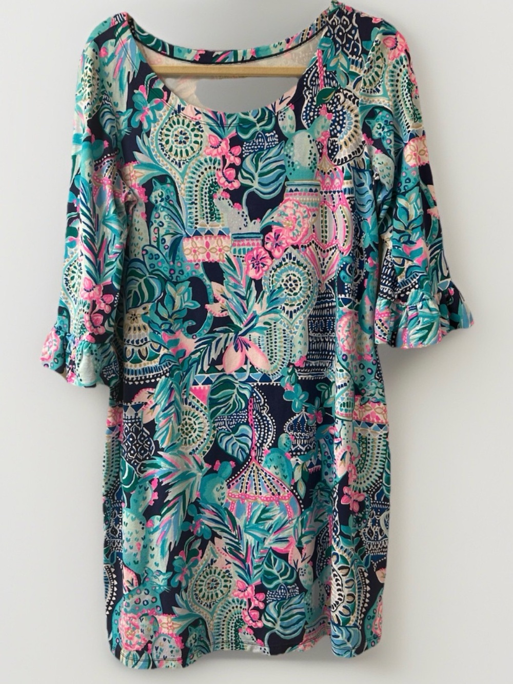 Lilly Pulitzer UPF 50+ Sophie Ruffle Dress in the "Lookin Sharp" print Sz L